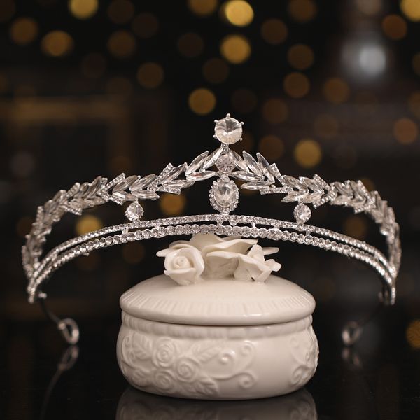 silver wedding crown for bride rhinestone hair jewelry gifts tiara crystal hair accessories women headband bridal headweardio chan contact, Golden;white
silver wedding crown for bride rhinestone hair jewelry gifts tiara crystal hair accessories women headband bridal headweardio chan contact, Golden;white