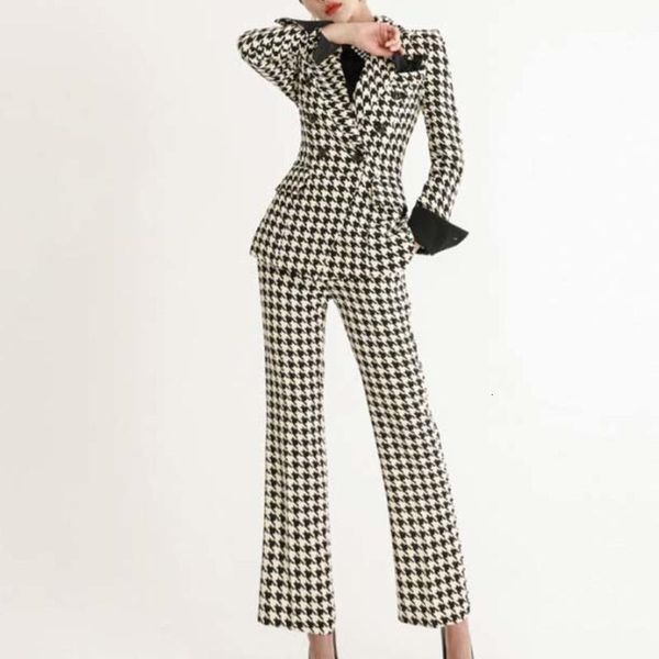 women's suits & blazers genayooa elegant two piece suit long sleeve set winter slim plaid womens blazer with pants fashion, White;black
women's suits & blazers genayooa elegant two piece suit long sleeve set winter slim plaid womens blazer with pants fashion, White;black
