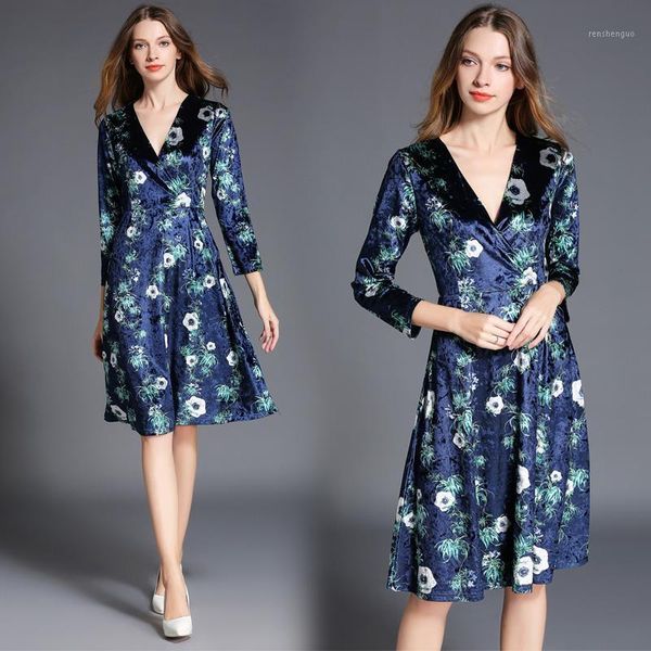 casual dresses autumn v-neck long sleeve printed pleuche dress women spring velvet lady blue european fashion velvour clothes vestidos, Black;gray
casual dresses autumn v-neck long sleeve printed pleuche dress women spring velvet lady blue european fashion velvour clothes vestidos, Black;gray