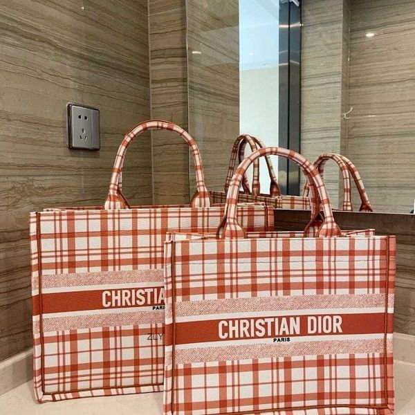 d di ce 2021 casual fashion portable shoulder bag small fragrance queen shopping zly bags handbag women luxurys bags
d di ce 2021 casual fashion portable shoulder bag small fragrance queen shopping zly bags handbag women luxurys bags