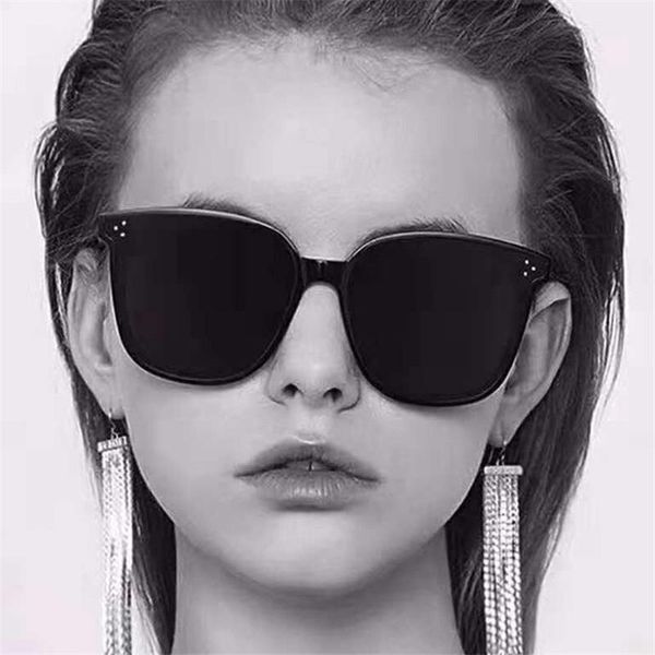 women fashion 2021 mirror sunglasses sliver big ladies sun glasses large festival feminino, White;black
women fashion 2021 mirror sunglasses sliver big ladies sun glasses large festival feminino, White;black