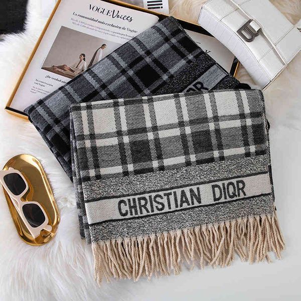 70% off design 2021 new foreign style lattice scarf women's thickened shawl with double-sided warm bib, Blue;gray
70% off design 2021 new foreign style lattice scarf women's thickened shawl with double-sided warm bib, Blue;gray