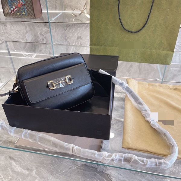 2021 new camera head leather 1955 horseshoe buckle messenger bag messenger bag for men and women crossbody bag ysj
2021 new camera head leather 1955 horseshoe buckle messenger bag messenger bag for men and women crossbody bag ysj