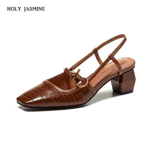 dress shoes 2021 spring and summer leather ladies single metal decoration retro european style luxury women genuine, Black
dress shoes 2021 spring and summer leather ladies single metal decoration retro european style luxury women genuine, Black