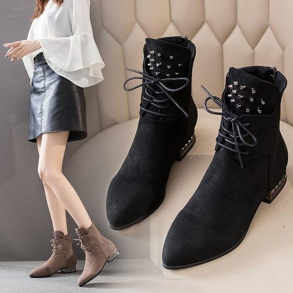 boots one yona 2021 winter all-match lace-up women short fashion pointed toe flock middle heels, Black
boots one yona 2021 winter all-match lace-up women short fashion pointed toe flock middle heels, Black