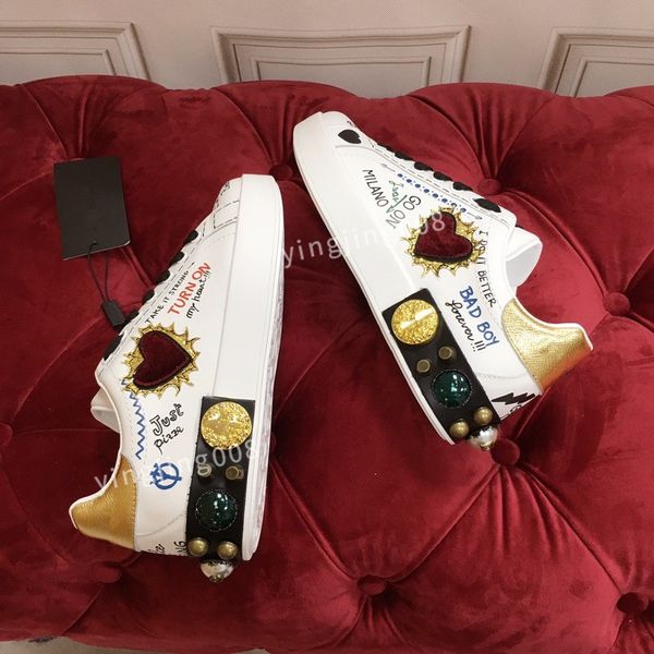 fashion brand casual shoes mens women low sole canvas shoes leather black white original sole sneakers
fashion brand casual shoes mens women low sole canvas shoes leather black white original sole sneakers
