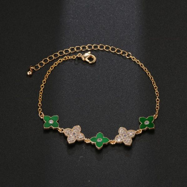 link, chain women's bracelet 3a zircon flower temperament exquisite fashion jewelry, Black 
link, chain women's bracelet 3a zircon flower temperament exquisite fashion jewelry, Black