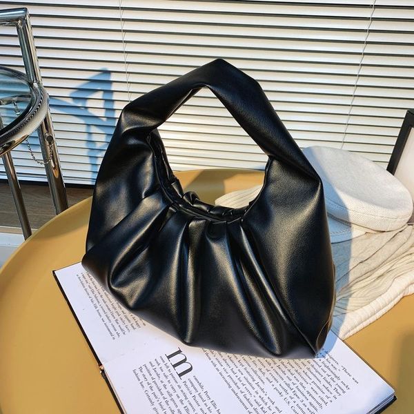 cross body 2021 trend line brand designer one-shoulder underarm bag high-quality leather fashion ladies all-match portable fold
cross body 2021 trend line brand designer one-shoulder underarm bag high-quality leather fashion ladies all-match portable fold
