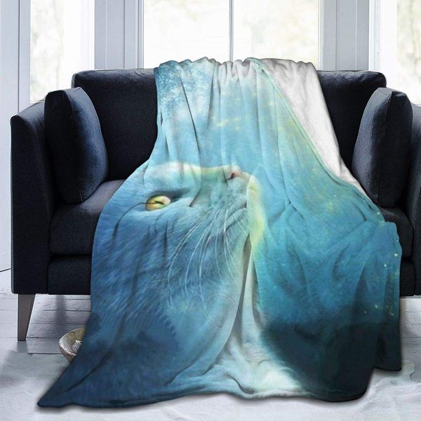 

Cat and Golden Butterfly in The Forest Throw Blanket Cozy Warm,Thick Velvet Blanket for Couch Bed Living Room L 80"X60"