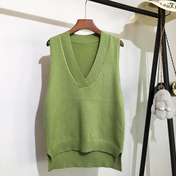 women's vests 2021 autumn fashion women sleeveless knitted vest sweaters winter loose solid casual sweater, Black;white
women's vests 2021 autumn fashion women sleeveless knitted vest sweaters winter loose solid casual sweater, Black;white