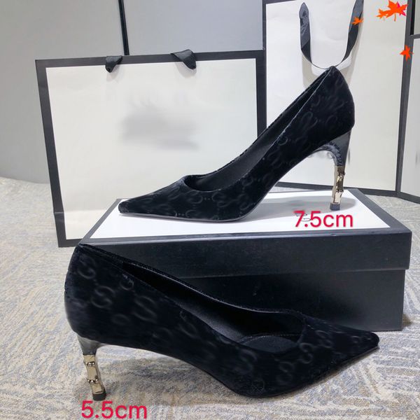 2021 good quality fashion women luxurys designers shoes designer sandals womens luxury high heels sandal dress shoess with box size 35-41 -l, Black
2021 good quality fashion women luxurys designers shoes designer sandals womens luxury high heels sandal dress shoess with box size 35-41 -l, Black