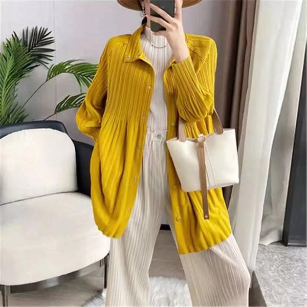 women's trench coats miyake folds 2022 early autumn long-sleeved jacket thin korean version loose spring and cardigan women, Tan;black
women's trench coats miyake folds 2022 early autumn long-sleeved jacket thin korean version loose spring and cardigan women, Tan;black