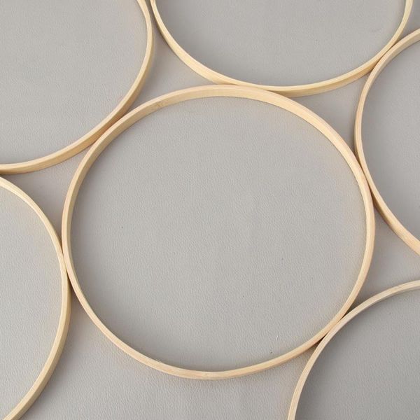 decorative objects & figurines 12pcs 10cm dream catcher diy rings round bamboo hoop frame craft making materials 
decorative objects & figurines 12pcs 10cm dream catcher diy rings round bamboo hoop frame craft making materials