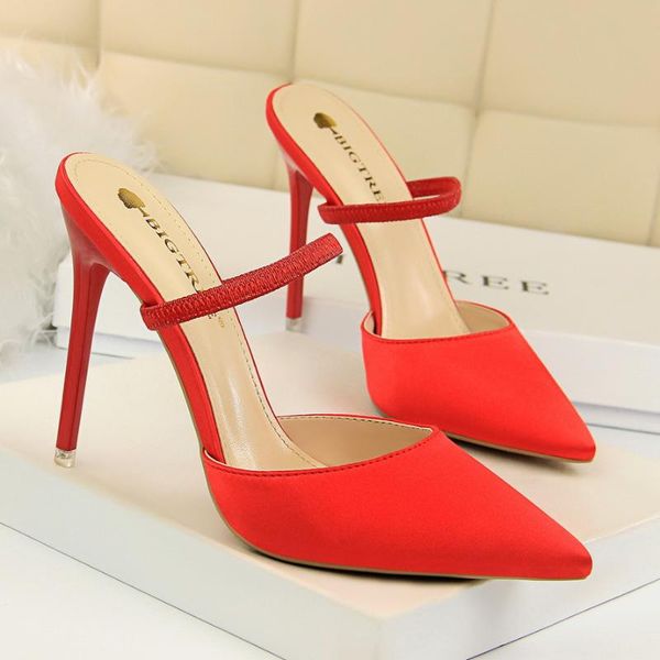 slippers fashion high heel womens simple 10.5cm thin heeled closed toe shallow pointed silk fabrics-slimming a- line shoes, Black
slippers fashion high heel womens simple 10.5cm thin heeled closed toe shallow pointed silk fabrics-slimming a- line shoes, Black
