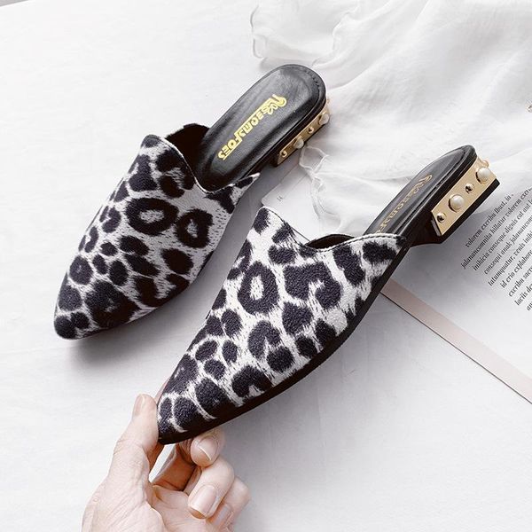 slippers shoes woman 2021 flat pointed toe female mule flock low luxury slides loafers soft mules cover designer fashion basic p, Black
slippers shoes woman 2021 flat pointed toe female mule flock low luxury slides loafers soft mules cover designer fashion basic p, Black