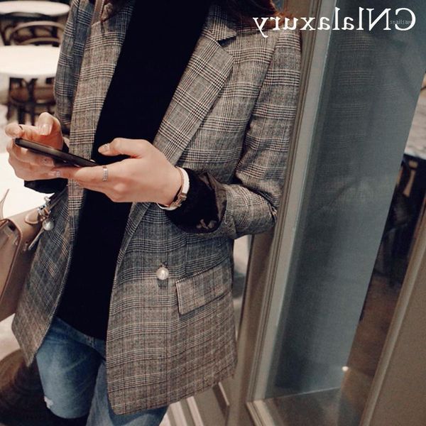 women's suits & blazers autumn korean vintage plaid women fashion notched double-breasted blazer female casual jacket coat clothing, White;black
women's suits & blazers autumn korean vintage plaid women fashion notched double-breasted blazer female casual jacket coat clothing, White;black