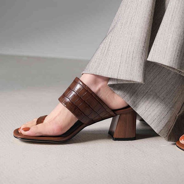 open-stone sandals fashionable women's classic texture shoes with high heels, flip-flops made hand size 34-40 platform shoes. 3kps, Black
open-stone sandals fashionable women's classic texture shoes with high heels, flip-flops made hand size 34-40 platform shoes. 3kps, Black