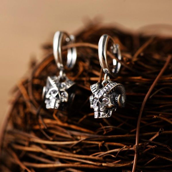 dangle & chandelier skull domineering men and women earrings ear buckles trendy hip hop for, Silver
dangle & chandelier skull domineering men and women earrings ear buckles trendy hip hop for, Silver