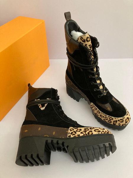 women's ankle boots presbyopia fabric leopard print leather shoes mid-tube lace-up platform printing martin bootss size 35-41 high qual, Black
women's ankle boots presbyopia fabric leopard print leather shoes mid-tube lace-up platform printing martin bootss size 35-41 high qual, Black