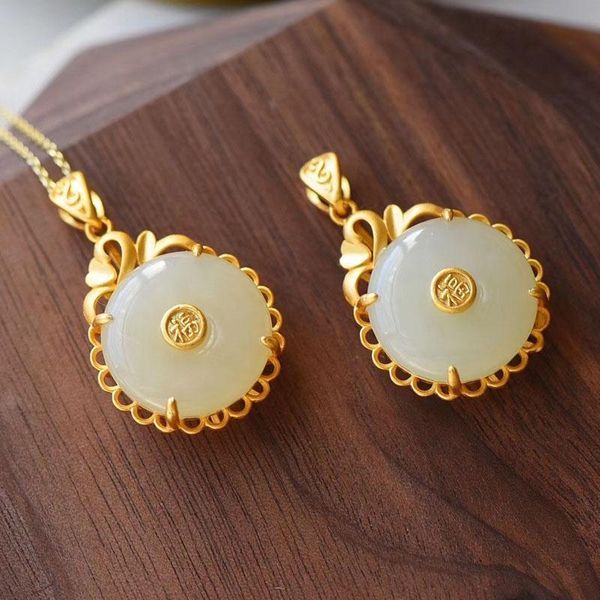 chains s silver inlaid tianranhetian white jade safe buckle pendant chinese style retro charm niche design women's brand jewelry
chains s silver inlaid tianranhetian white jade safe buckle pendant chinese style retro charm niche design women's brand jewelry