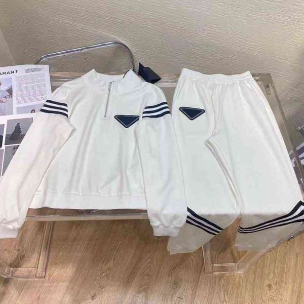 shenzhen nanyou pjia 21 autumn and winter fashion triangle zipper sweater leisure elastic waist leggings sports suit, White
shenzhen nanyou pjia 21 autumn and winter fashion triangle zipper sweater leisure elastic waist leggings sports suit, White