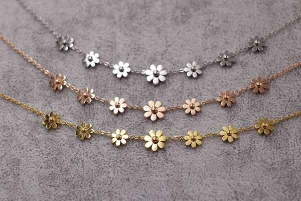 wholesale- 2017 fashion luxury cute daisy rose gold color brand stainless steel love flower pendant necklace women gift, Silver
wholesale- 2017 fashion luxury cute daisy rose gold color brand stainless steel love flower pendant necklace women gift, Silver