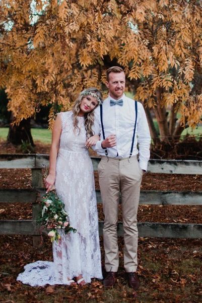robe de mariage bohemia wedding dresses a line sweep train draped white lace champagne 2016 summer beach bridal gowns
robe de mariage bohemia wedding dresses a line sweep train draped white lace champagne 2016 summer beach bridal gowns