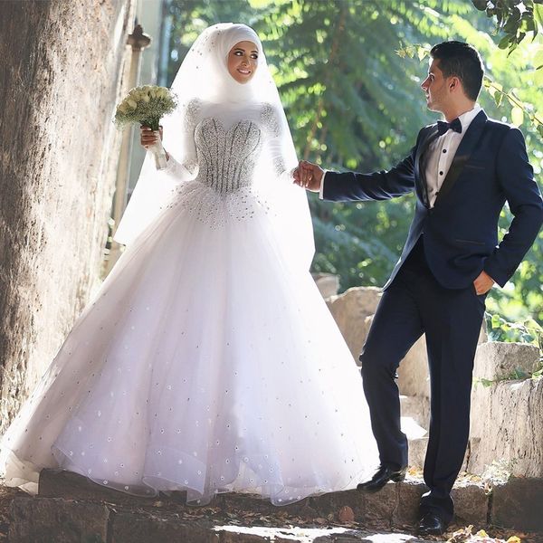 long sleeve mulsim wedding dresses 2016 with bling crytal beaded vestido de novia a-line sweep train lace up polka dot elegant bridal gowns, White
long sleeve mulsim wedding dresses 2016 with bling crytal beaded vestido de novia a-line sweep train lace up polka dot elegant bridal gowns, White
