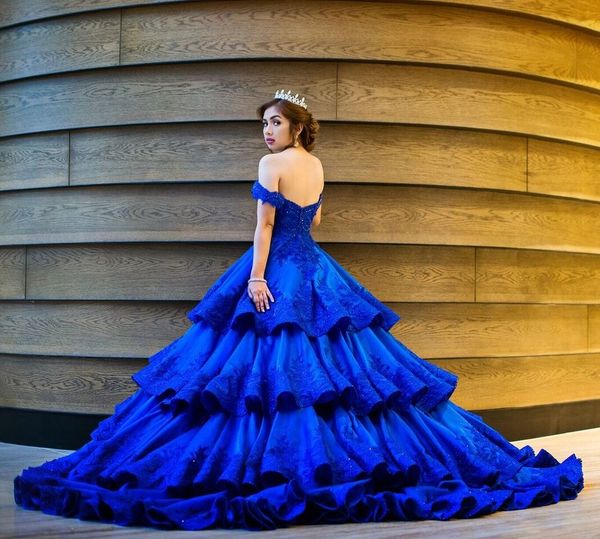 charming four layers wedding dresses maktumang royal blue beaded lace appliques satin wedding gown fashion middle-east pretty bridal dress, White
charming four layers wedding dresses maktumang royal blue beaded lace appliques satin wedding gown fashion middle-east pretty bridal dress, White