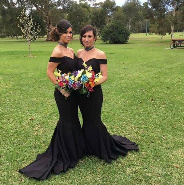 gorgeous 2017 black gothic off shoulder mermaid bridesmaid dresses long sweep train maid of honor wedding guest dress custom en11169, White;pink
gorgeous 2017 black gothic off shoulder mermaid bridesmaid dresses long sweep train maid of honor wedding guest dress custom en11169, White;pink