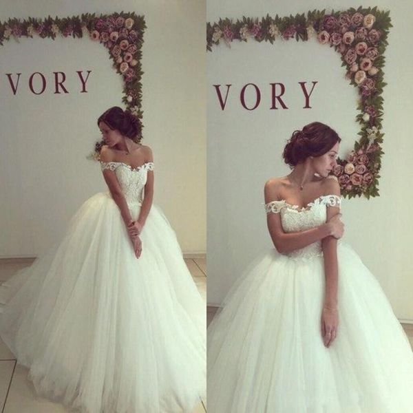 2018 vintage selling ball gown lace wedding dresses off shoulder applique middle east dubai wedding bridal gowns robe de mariage custom, White
2018 vintage selling ball gown lace wedding dresses off shoulder applique middle east dubai wedding bridal gowns robe de mariage custom, White