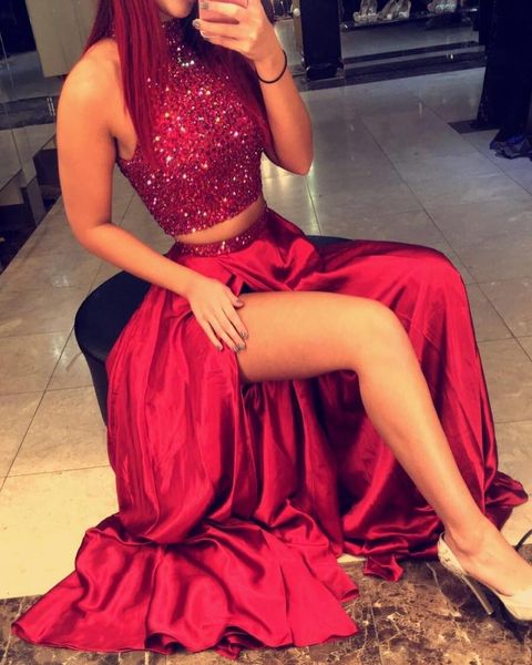2018 new two pieces prom dresses high neck crystal beading satin burgundy side split hollow back long formal party dress evening gowns, Black
2018 new two pieces prom dresses high neck crystal beading satin burgundy side split hollow back long formal party dress evening gowns, Black
