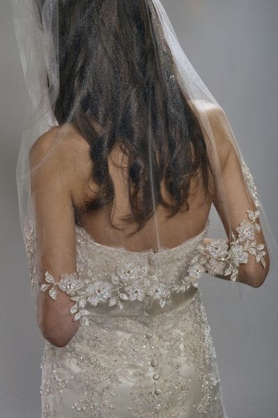white ivory champagne wedding veil 1tier elbow length lace appliques swarovski crystals embroidery sequins custom bridal veils, Black
white ivory champagne wedding veil 1tier elbow length lace appliques swarovski crystals embroidery sequins custom bridal veils, Black