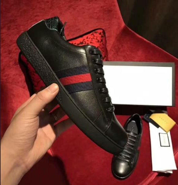 Personality fashion famous Luxury Brands men lace-up sports running shoes with top quality genuine leather men casual sneakers
Personality fashion famous Luxury Brands men lace-up sports running shoes with top quality genuine leather men casual sneakers