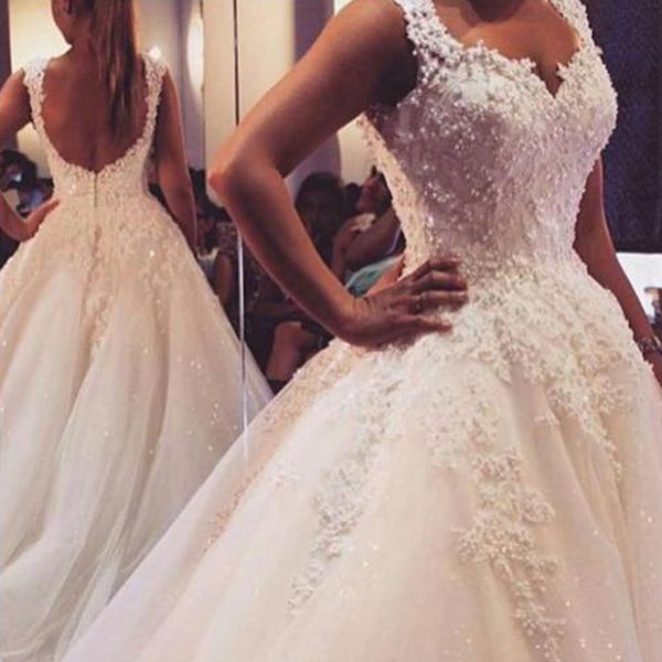 bling wedding dress custom made sweetheart straps backless sequins tulle bridal gowns luxury pearls lace appliques wedding dresses, White
bling wedding dress custom made sweetheart straps backless sequins tulle bridal gowns luxury pearls lace appliques wedding dresses, White