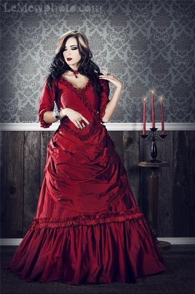 gothic victorian cosplay costumes with v-neck half sleeves ruffles draped burgundy red ball gown holloween prom party dresses evening wear, Black;red
gothic victorian cosplay costumes with v-neck half sleeves ruffles draped burgundy red ball gown holloween prom party dresses evening wear, Black;red