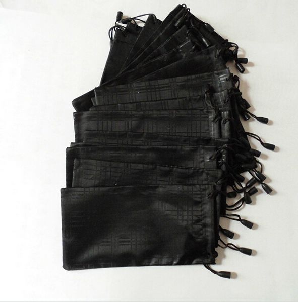 wholesale 1000 pcs/lot glasses case soft waterproof plaid cloth sunglasses bag glasses pouch black color ing
wholesale 1000 pcs/lot glasses case soft waterproof plaid cloth sunglasses bag glasses pouch black color ing