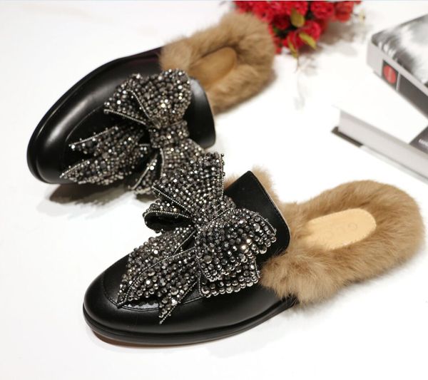 2018 Женская обувь черная кожа стразы ювелирные изделия бабочка узел шлепанцы скол 
2018 Женская обувь черная кожа стразы ювелирные изделия бабочка узел шлепанцы скол