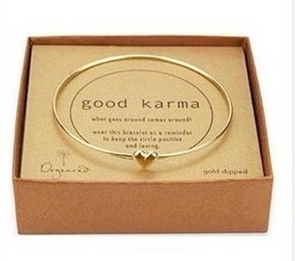 Новое прибытие очарование ЕС стиль золото любовь в форме сердца браслеты браслет
Новое прибытие очарование ЕС стиль золото любовь в форме сердца браслеты браслет