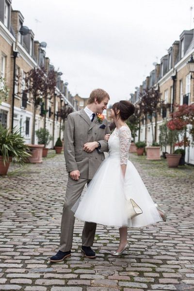 vintage tea length wedding dresses 2019 3/4 sleeve jewel neck lace tulle a-line zipper back short bridal gown custom size, White
vintage tea length wedding dresses 2019 3/4 sleeve jewel neck lace tulle a-line zipper back short bridal gown custom size, White