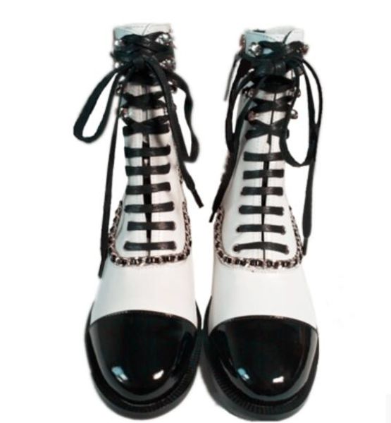 women chain zipper boots genuine leather luxury fashion noble luxurious designer punk rivet classic stitched lacing martin boots, Black
women chain zipper boots genuine leather luxury fashion noble luxurious designer punk rivet classic stitched lacing martin boots, Black