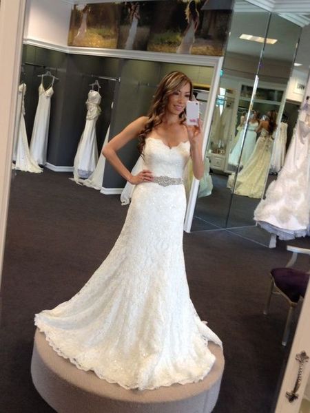 custom made mermaid lace wedding dresses with silver crystal bead sash sweep train long vintage bridal gowns no sleeve plus size chic, White
custom made mermaid lace wedding dresses with silver crystal bead sash sweep train long vintage bridal gowns no sleeve plus size chic, White