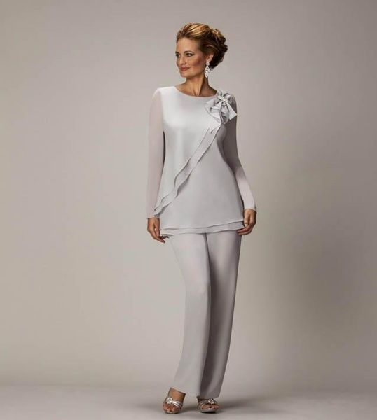 2020 elegant plus size silver mother's pants suit for mother of the bride groom beaded chiffon wedding party evening gowns prom dress
2020 elegant plus size silver mother's pants suit for mother of the bride groom beaded chiffon wedding party evening gowns prom dress