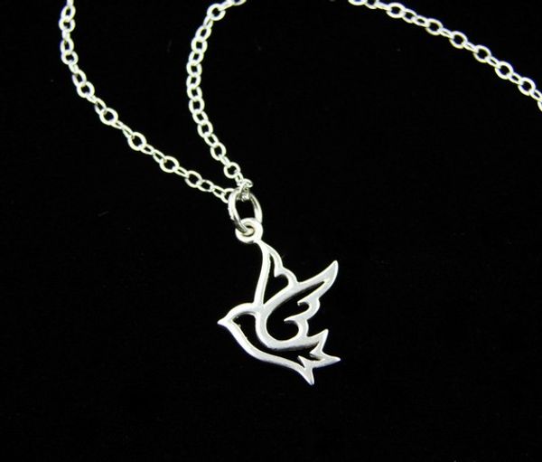 10pcs- n106 gold silver cute peace dove necklace sparrow necklace flying origami swallow necklace tiny baby bird necklaces
10pcs- n106 gold silver cute peace dove necklace sparrow necklace flying origami swallow necklace tiny baby bird necklaces