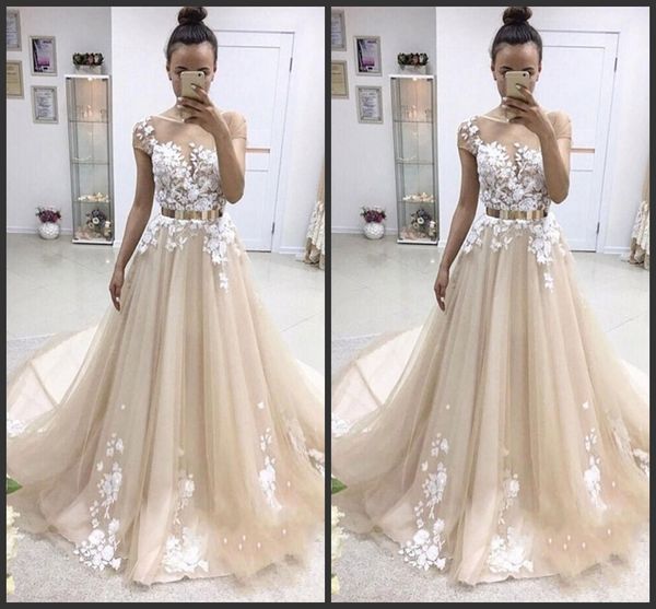 2019 new latest short sleeve long prom dresses pageant gowns appliques lace button back tulle chapel train evening party dresses 484, Black;red
2019 new latest short sleeve long prom dresses pageant gowns appliques lace button back tulle chapel train evening party dresses 484, Black;red