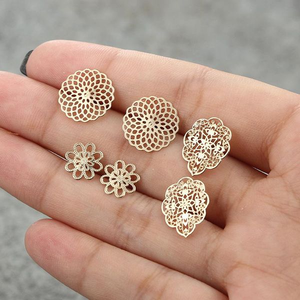 stud women's fashion elegant hallow out flower alloy earrings set gold geometric earring party jewelry, Golden;silver
stud women's fashion elegant hallow out flower alloy earrings set gold geometric earring party jewelry, Golden;silver