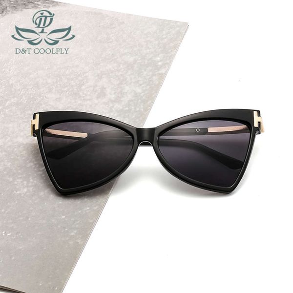 D & T 2020 New Cateye Women Fashion Color Lens Metals Frame Vintage Luxe Party Sexy Brand Designer Sunglasses, Black
D & T 2020 New Cateye Women Fashion Color Lens Metals Frame Vintage Luxe Party Sexy Brand Designer Sunglasses, Black
