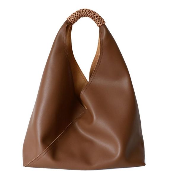 niche design cowhide handbags stitching woven shoulder geometric underarm bag tote cross body 
niche design cowhide handbags stitching woven shoulder geometric underarm bag tote cross body