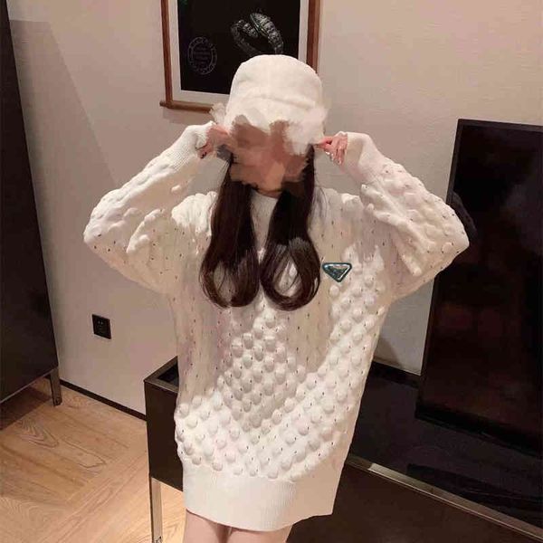 design version 21 autumn and winter tide brand high edition knitted sweater round neck loose leisure fashion particles, White
design version 21 autumn and winter tide brand high edition knitted sweater round neck loose leisure fashion particles, White