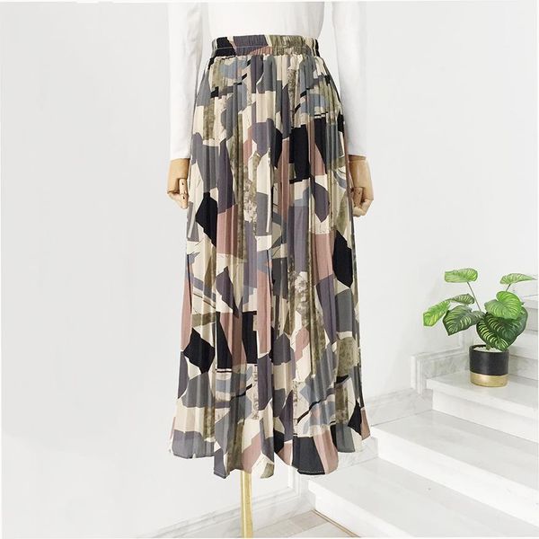 french retro chiffon pleated women skirt high waist printing long geometric summer printed mujer, Black
french retro chiffon pleated women skirt high waist printing long geometric summer printed mujer, Black